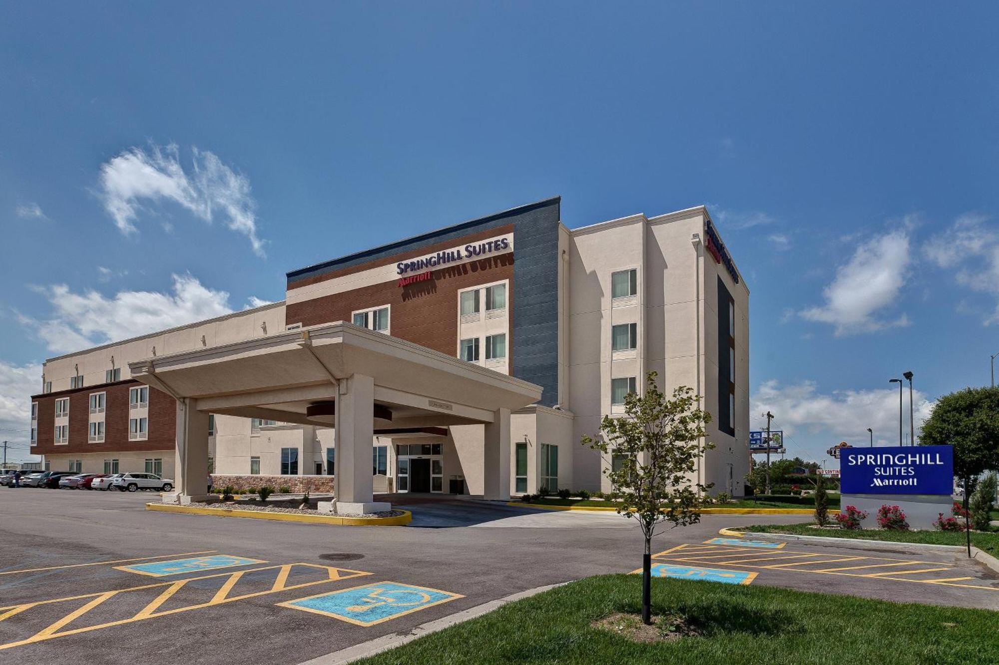 Springhill Suites By Marriott Wichita Airport Eksteriør bilde