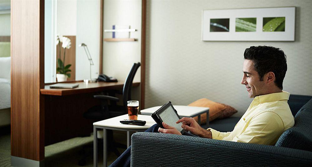 Springhill Suites By Marriott Wichita Airport Eksteriør bilde