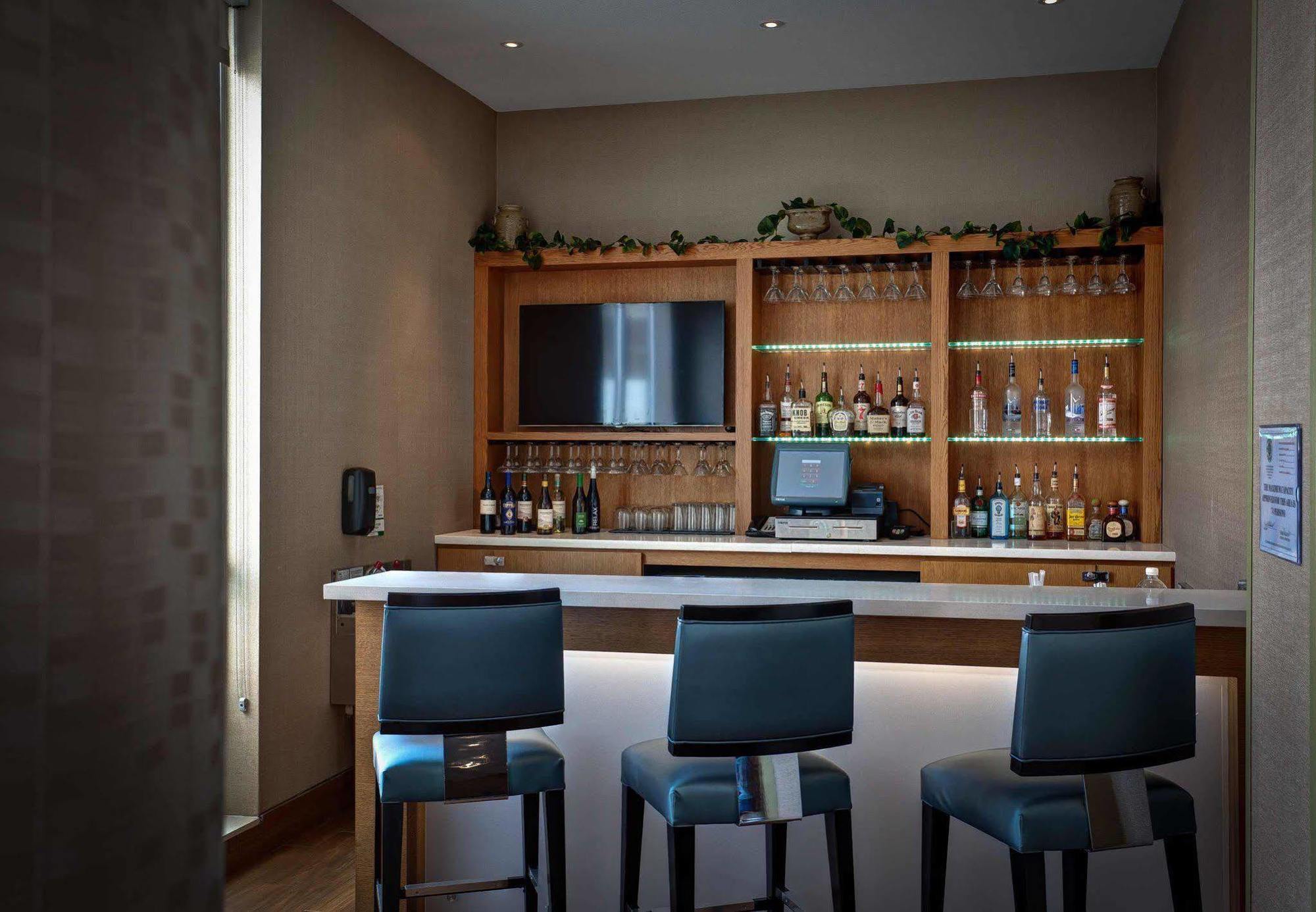 Springhill Suites By Marriott Wichita Airport Eksteriør bilde